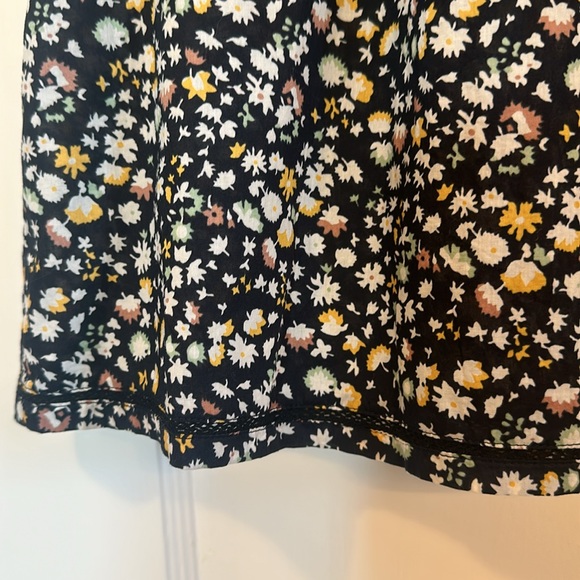 Rails NWT Filomena in Black Mini Floral - Size Small - Picture 14 of 14